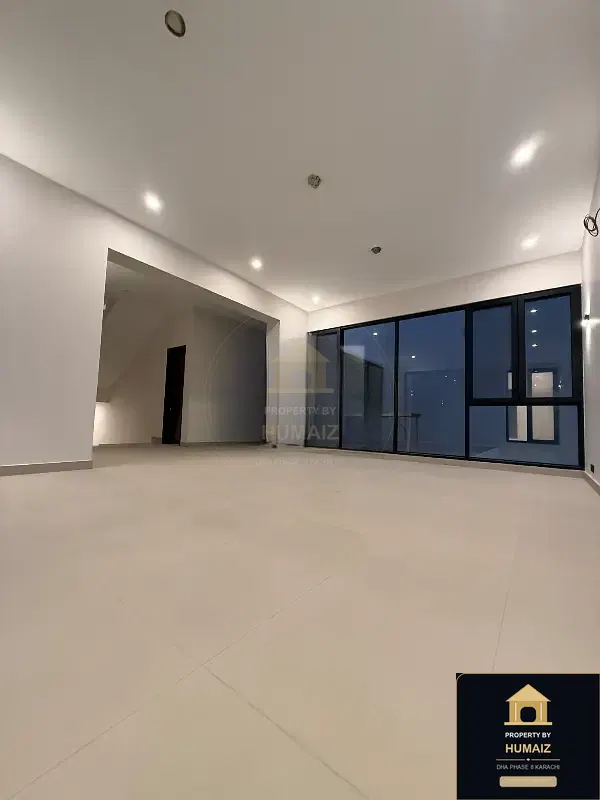 500 Sq. Yd. 5-Bedroom Luxury Villa (Basement, 7 Bath, Residence 8) in Zone A For Sale in DHA Phase 8 Karachi — Photograph 5
