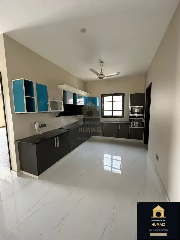 3-Bedroom Upper/Lower Portion (4 Bath, Unit 4) in DHA Phase 8 For Rent in DHA Phase 8 Karachi — Photograph 6