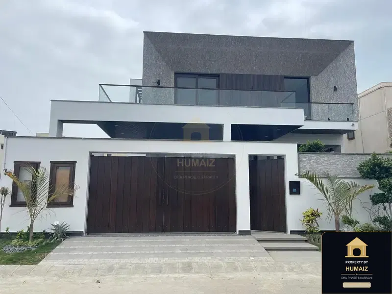 666 Sq. Yd. 6-Bedroom Luxury Villa in Khayaban-e-Bahria For Sale in DHA Phase 8 Karachi — Photograph 2
