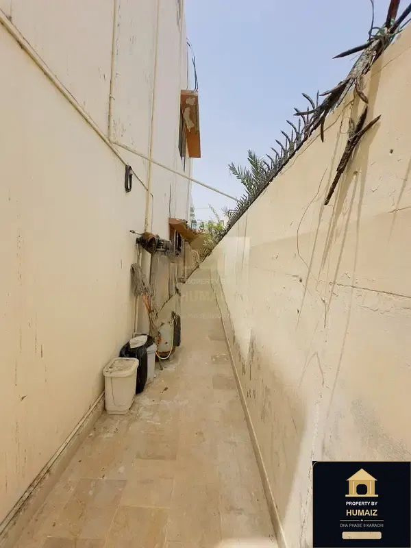 500 Sq. Yd. 4-Bedroom Luxury Villa (Boulevard Facing, 6 Bath, Residence 4) in DHA Phase 8 For Rent in DHA Phase 8 Karachi — Photograph 12