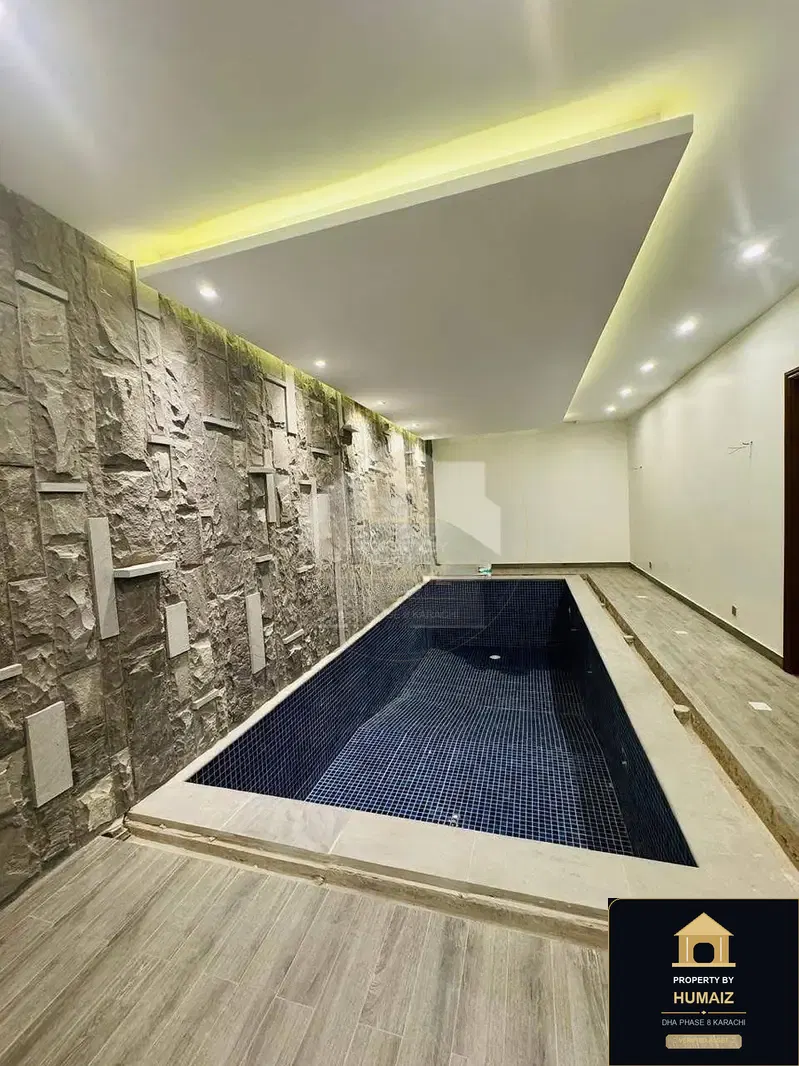 500 Sq. Yd. 6-Bedroom Luxury Villa (Basement, 6 Bath, Residence 4) in Zone A For Sale in DHA Phase 8 Karachi — Photograph 3