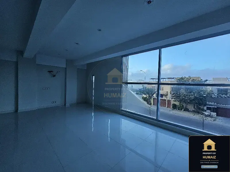100 Sq. Yd. Commercial Building (Boulevard Facing, Unit 4) on Zulfiqar Commercial For Sale in DHA Phase 8 Karachi — Photograph 7