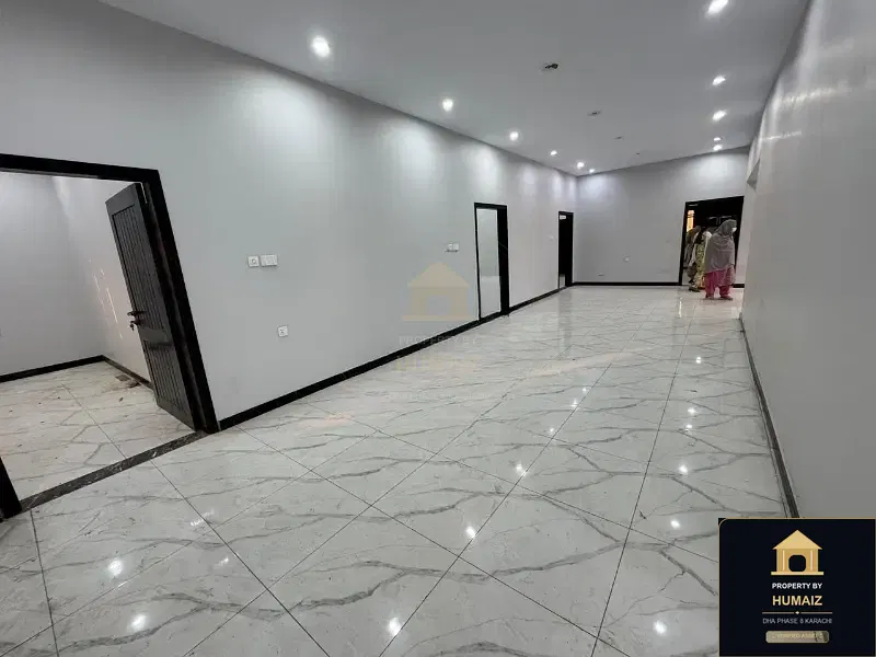 3-Bedroom Upper/Lower Portion (Brand New, 3 Bath, Unit 43) in DHA Phase 8 For Rent in DHA Phase 8 Karachi — Photograph 4