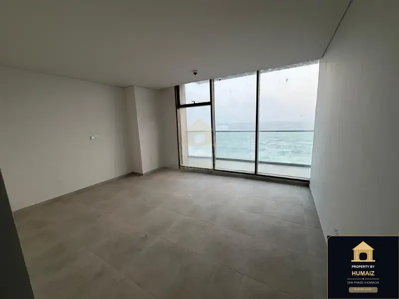 4-Bedroom Luxury Apartment at The Views North Tower For Sale in DHA Phase 8 Karachi — Photograph 30