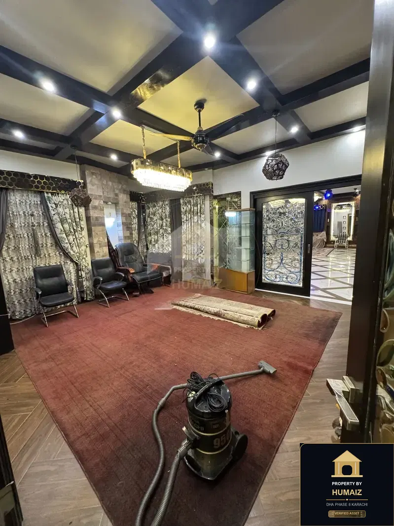 1,000 Sq. Yd. 6-Bedroom Luxury Villa (Private Pool, 6 Bath, Residence 14) in Zone A For Sale in DHA Phase 8 Karachi — Photograph 19