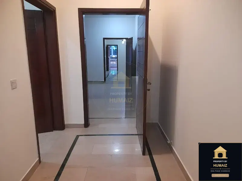 3-Bedroom Upper/Lower Portion (3 Bath, Unit 3) in Zone A For Rent in DHA Phase 8 Karachi — Photograph 15
