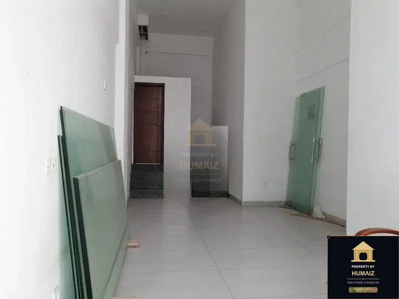 46 Sq. Yd. Commercial Retail Shop on Zulfiqar Commercial For Sale in DHA Phase 8 Karachi — Photograph 3