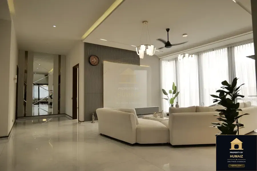 1,000 Sq. Yd. 7-Bedroom Luxury Villa in Khayaban-e-Bahria For Sale in DHA Phase 8 Karachi — Photograph 16