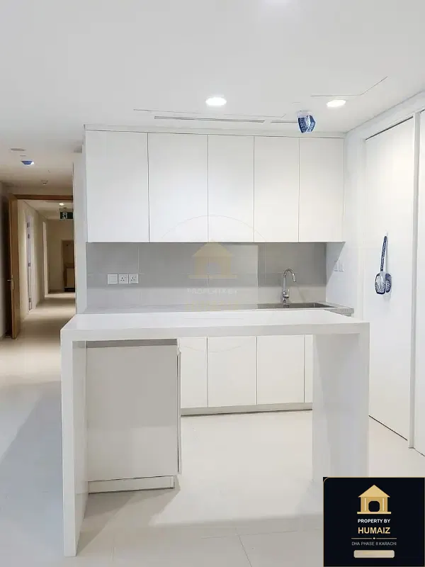 3-Bedroom Luxury Apartment (Sea Facing, 4 Bath, Suite 20) at Panorama For Sale in DHA Phase 8 Karachi — Photograph 5