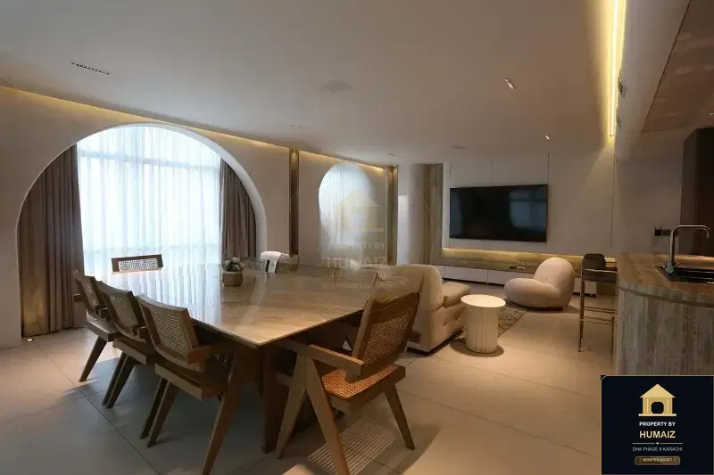 4-Bedroom Luxury Apartment (Sea Facing, 5 Bath, Suite 10) at Pearl Towers For Rent in DHA Phase 8 Karachi — Photograph 24