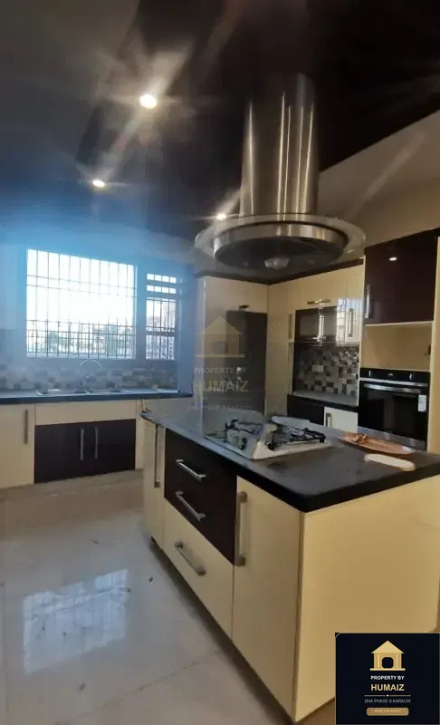 500 Sq. Yd. 5-Bedroom Luxury Villa (Basement, 5 Bath, Residence 34) in DHA Phase 8 For Sale in DHA Phase 8 Karachi — Photograph 10