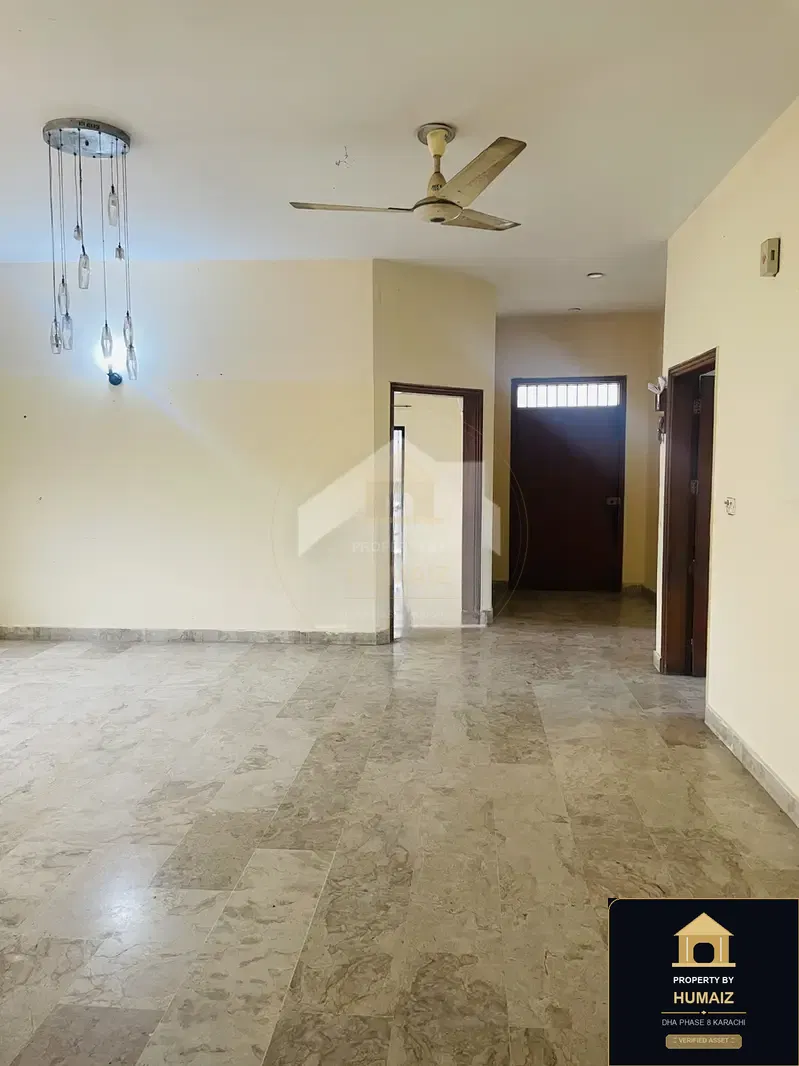 3-Bedroom Upper/Lower Portion (3 Bath, Unit 33) in DHA Phase 8 For Rent in DHA Phase 8 Karachi — Photograph 2