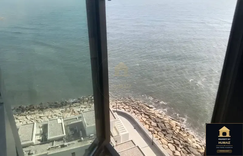 3-Bedroom Luxury Apartment (Sea Facing, 4 Bath, Suite 35) at Pearl Towers For Rent in DHA Phase 8 Karachi — Photograph 16