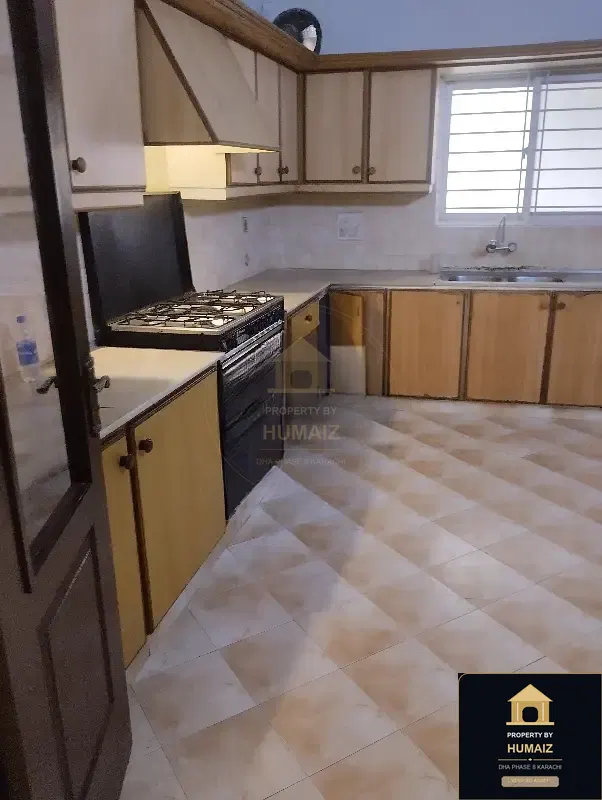 3-Bedroom Upper/Lower Portion (3 Bath, Unit 60) in DHA Phase 8 For Rent in DHA Phase 8 Karachi — Photograph 4