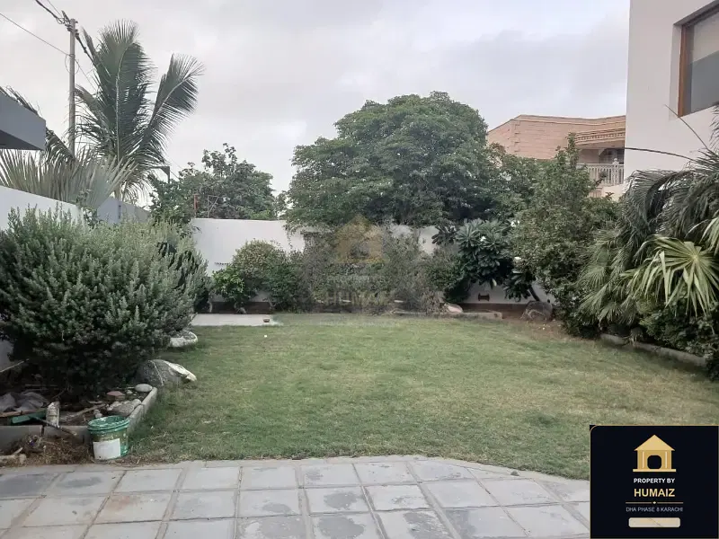1,000 Sq. Yd. 6-Bedroom Luxury Villa (6 Bath, Residence 31) in DHA Phase 8 For Sale in DHA Phase 8 Karachi — Photograph 3