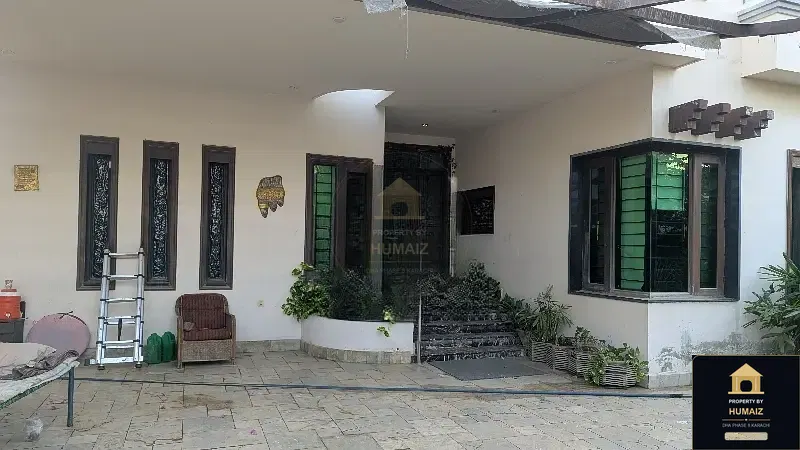 111 Sq. Yd. 7-Bedroom Luxury Villa in DHA Phase 8 For Sale in DHA Phase 8 Karachi — Photograph 3
