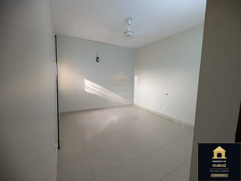 4-Bedroom Luxury Apartment (West Open, 4 Bath, Suite 31) at Creek Vistas For Rent in DHA Phase 8 Karachi — Photograph 3