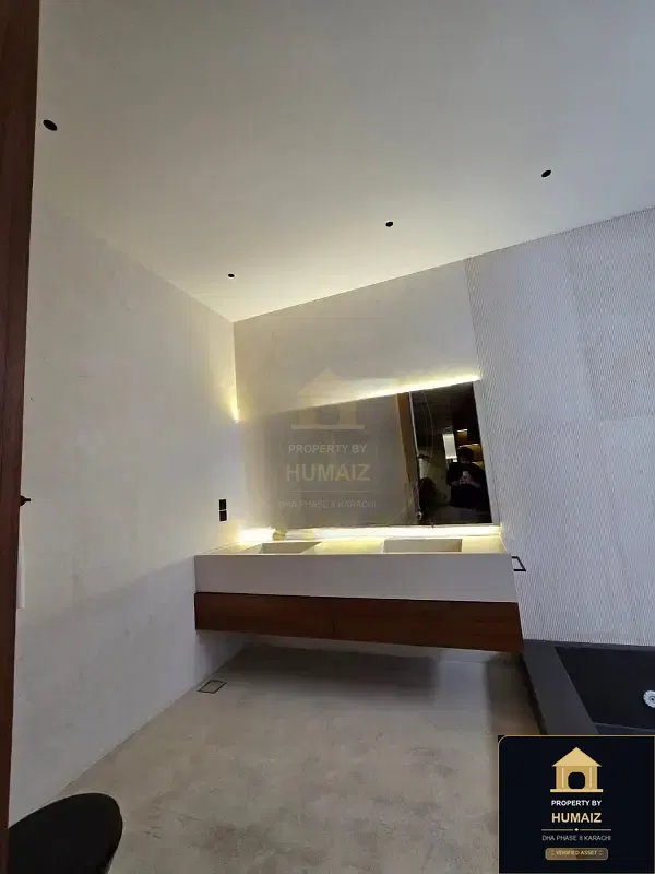 666 Sq. Yd. 5-Bedroom Luxury Villa (Basement, 6 Bath, Residence 1) in DHA Phase 8 For Sale in DHA Phase 8 Karachi — Photograph 12