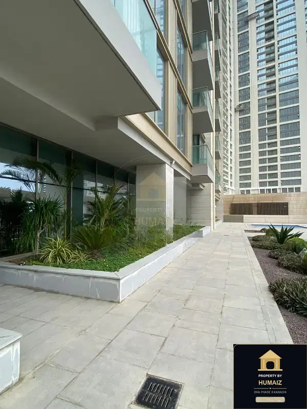 2-Bedroom Luxury Apartment (Sea Facing, 3 Bath, Suite 7) at The Views For Rent in DHA Phase 8 Karachi — Photograph 5