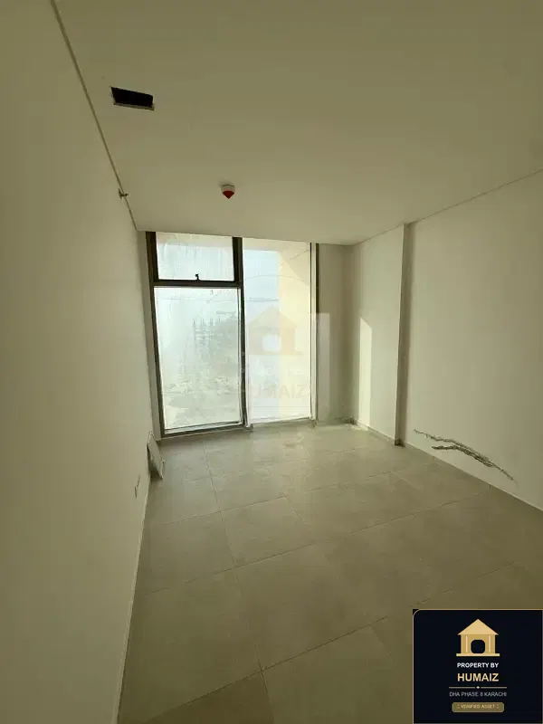 Luxury Penthouse Suite (Sea Facing, Suite 2) at The Views For Sale in DHA Phase 8 Karachi — Photograph 3
