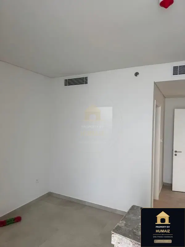 1-Bedroom Luxury Apartment (Boulevard Facing, 2 Bath, Suite 15) at Panorama For Sale in DHA Phase 8 Karachi — Photograph 5