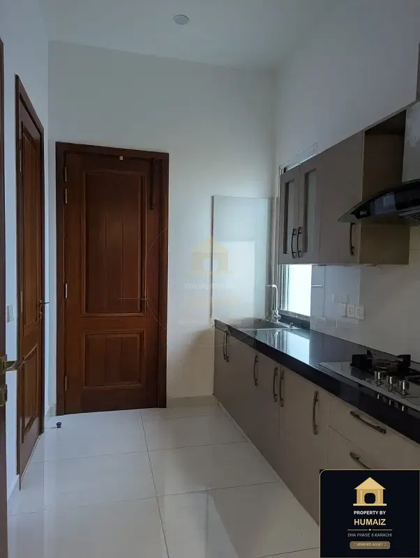 3-Bedroom Upper/Lower Portion (West Open, 4 Bath, Unit 30) in DHA Phase 8 For Rent in DHA Phase 8 Karachi — Photograph 15