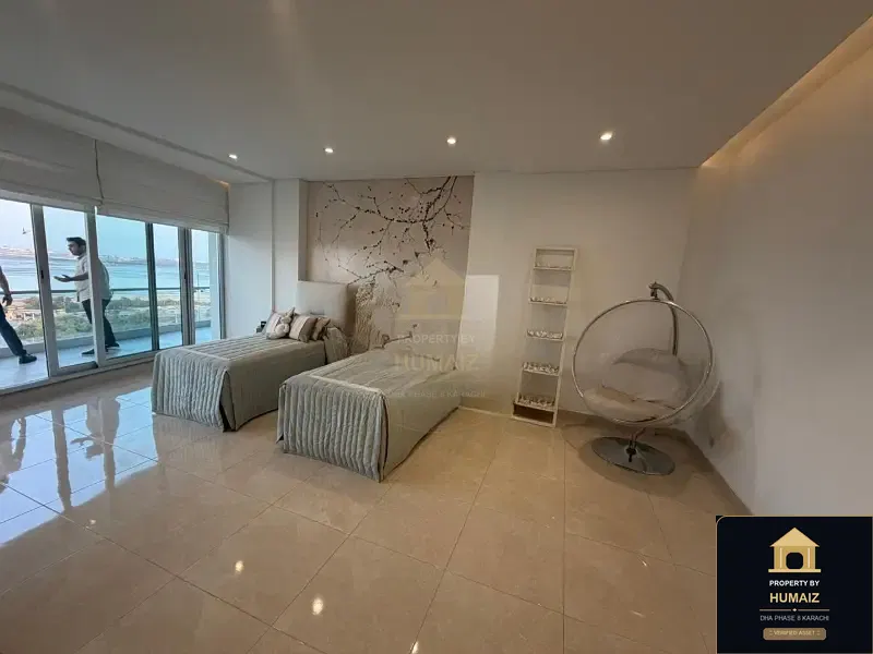 4-Bed Luxury Penthouse at The Arkadians For Sale in DHA Phase 8 Karachi — Photograph 10
