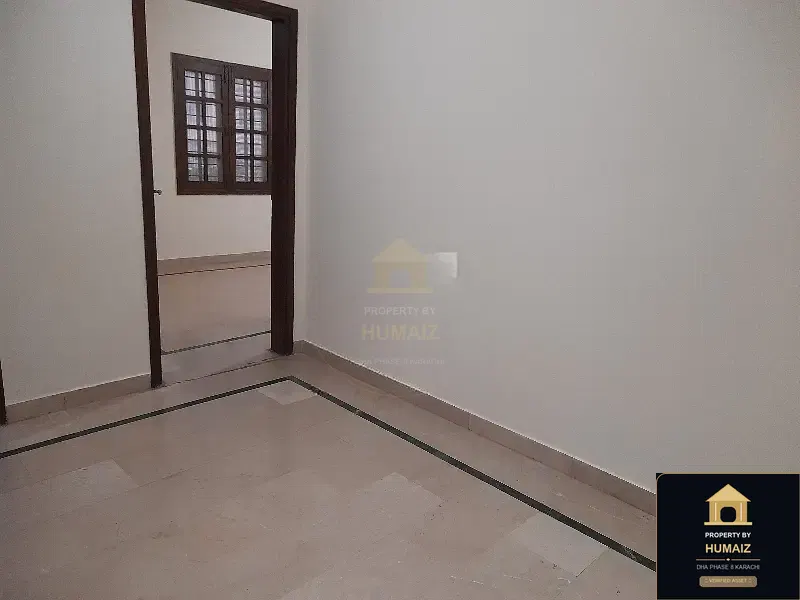 3-Bedroom Upper/Lower Portion (4 Bath, Unit 4) in Zone A For Rent in DHA Phase 8 Karachi — Photograph 13