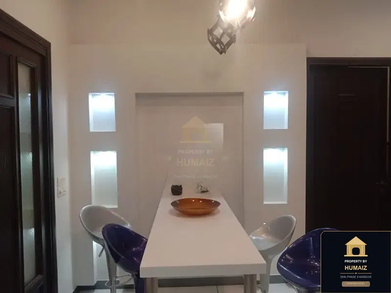 666 Sq. Yd. 6-Bedroom Luxury Villa (Basement, 7 Bath, Residence 25) in DHA Phase 8 For Sale in DHA Phase 8 Karachi — Photograph 8