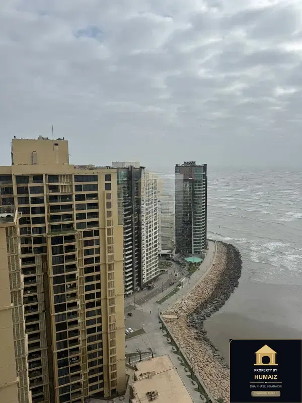 4-Bedroom Luxury Apartment (Sea Facing, 6 Bath, Suite 2) at Emaar Oceanfront For Sale in DHA Phase 8 Karachi — Photograph 14