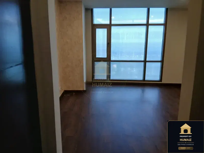 3-Bedroom Luxury Apartment (Sea Facing, 5 Bath, Suite 28) at Pearl Towers For Sale in DHA Phase 8 Karachi — Photograph 14