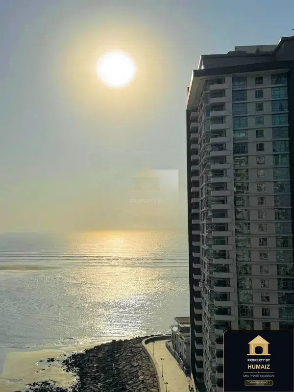 3-Bedroom Luxury Apartment (Sea Facing, 4 Bath, Suite 1) at Reef Towers For Rent in DHA Phase 8 Karachi — Photograph 2