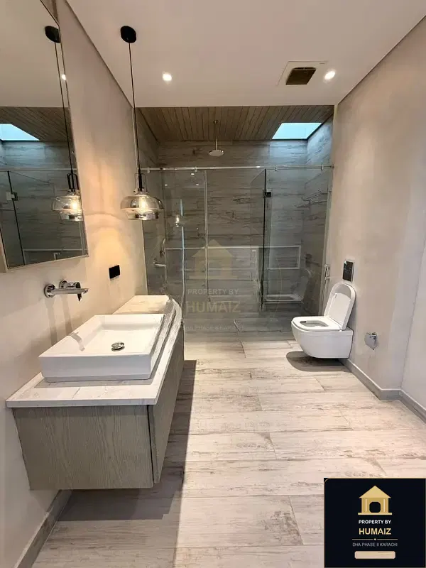 1,000 Sq. Yd. 7-Bedroom Luxury Villa (Private Pool, 6 Bath, Residence 14) in DHA Phase 8 For Sale in DHA Phase 8 Karachi — Photograph 19