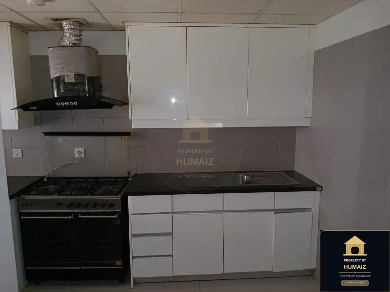4-Bedroom Luxury Apartment (Sea Facing, 6 Bath, Suite 2) at Reef Towers For Rent in DHA Phase 8 Karachi — Photograph 28