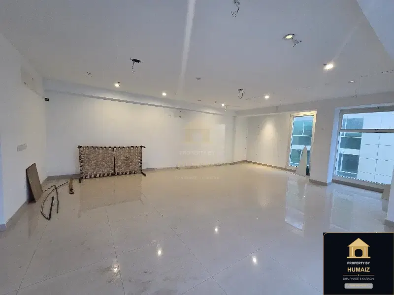 244 Sq. Yd. Corporate Office Space in DHA Phase 8 For Rent in DHA Phase 8 Karachi — Photograph 4