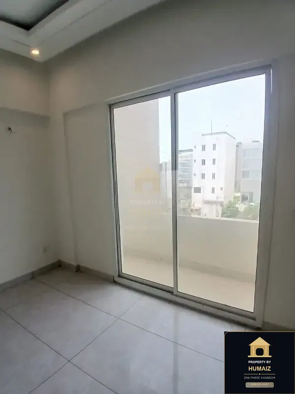 3-Bedroom Luxury Apartment (Brand New, 3 Bath, Suite 1) on Zulfiqar Commercial For Sale in DHA Phase 8 Karachi — Photograph 16