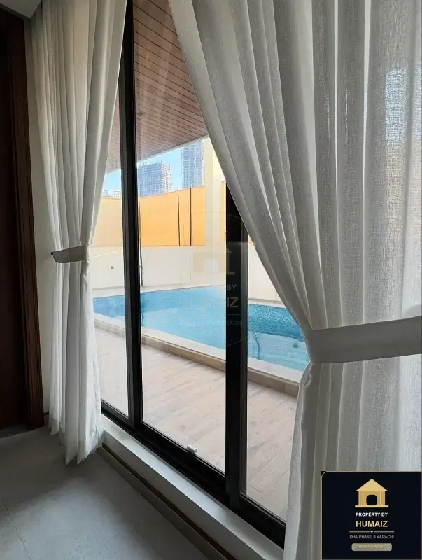 500 Sq. Yd. 5-Bedroom Luxury Villa in Khayaban-e-Shaheen For Sale in DHA Phase 8 Karachi — Photograph 5