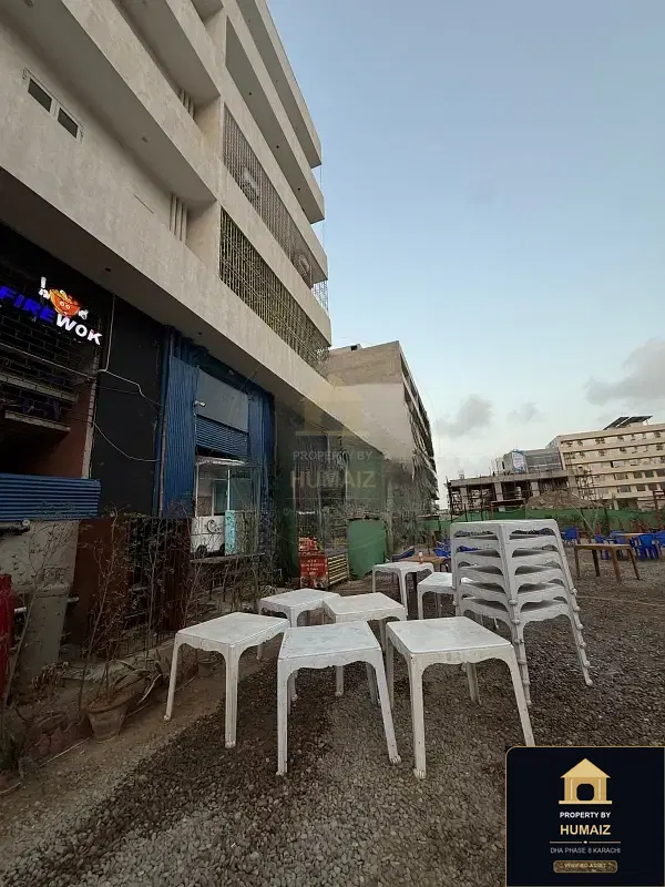 71 Sq. Yd. Commercial Retail Shop on Zulfiqar Commercial For Sale in DHA Phase 8 Karachi — Photograph 7