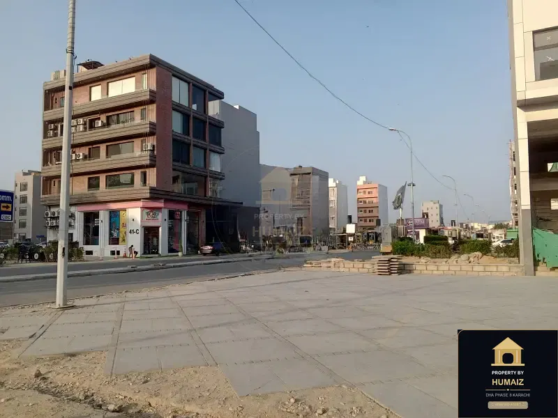 117 Sq. Yd. Corporate Office Space (Boulevard Facing, 1 Bath, Unit 1) in Khayaban-e-Shaheen For Rent in DHA Phase 8 Karachi — Photograph 14
