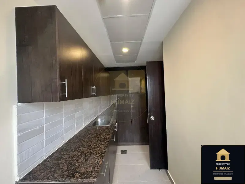 2-Bedroom Luxury Apartment (Sea Facing, 4 Bath, Suite 23) at Coral Towers For Sale in DHA Phase 8 Karachi — Photograph 8