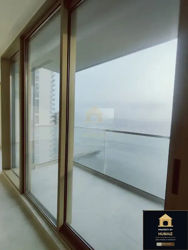 2-Bedroom Luxury Apartment (Sea Facing, 3 Bath, Suite 48) at The Views For Rent in DHA Phase 8 Karachi — Photograph 4