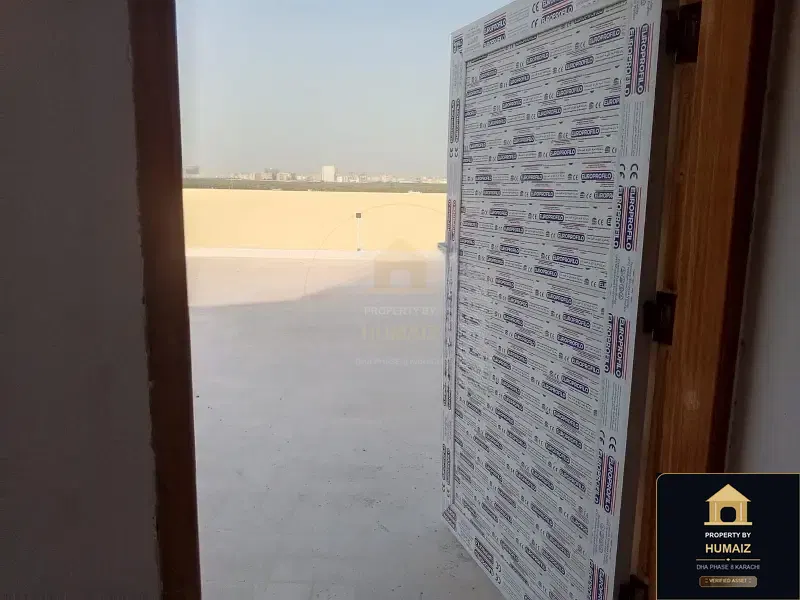 250 Sq. Yd. Corporate Office Space on Zulfiqar Commercial For Rent in DHA Phase 8 Karachi — Photograph 23