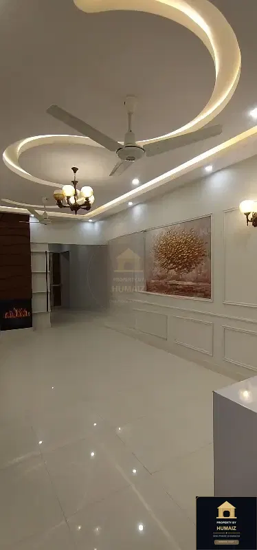 3-Bedroom Luxury Apartment (3 Bath, Suite 6) on Al-Murtaza Commercial For Sale in DHA Phase 8 Karachi — Photograph 5