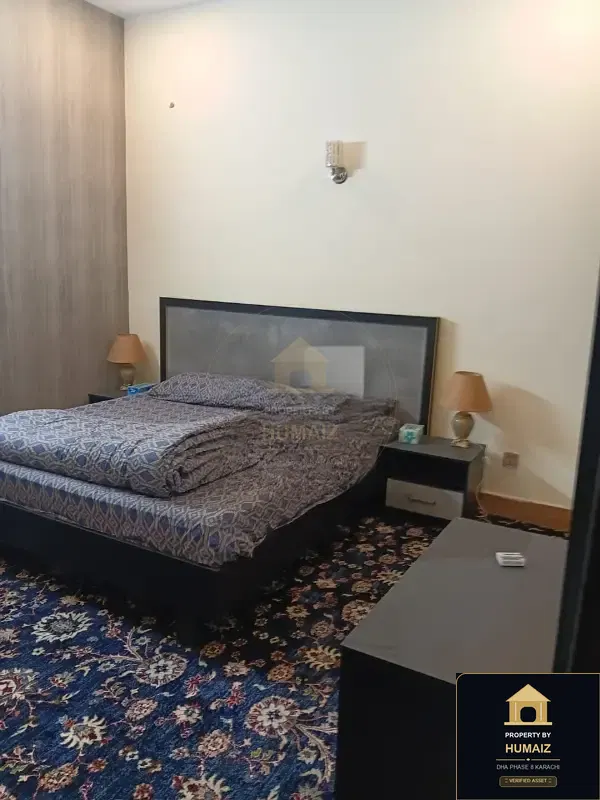 100 Sq. Yd. 3-Bedroom Luxury Villa (Basement, 3 Bath, Residence 1) in Zone B For Sale in DHA Phase 8 Karachi — Photograph 7