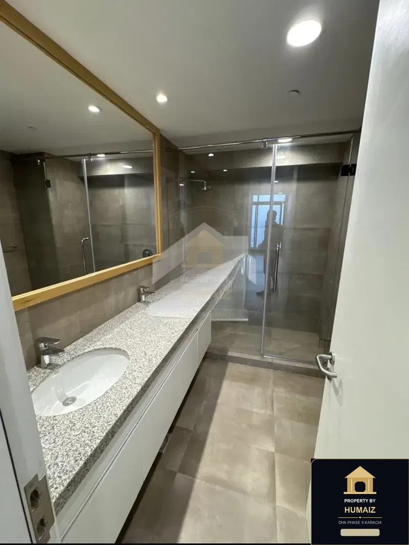 2-Bedroom Luxury Apartment (Boulevard Facing, 3 Bath, Suite 9) at The Views For Sale in DHA Phase 8 Karachi — Photograph 12