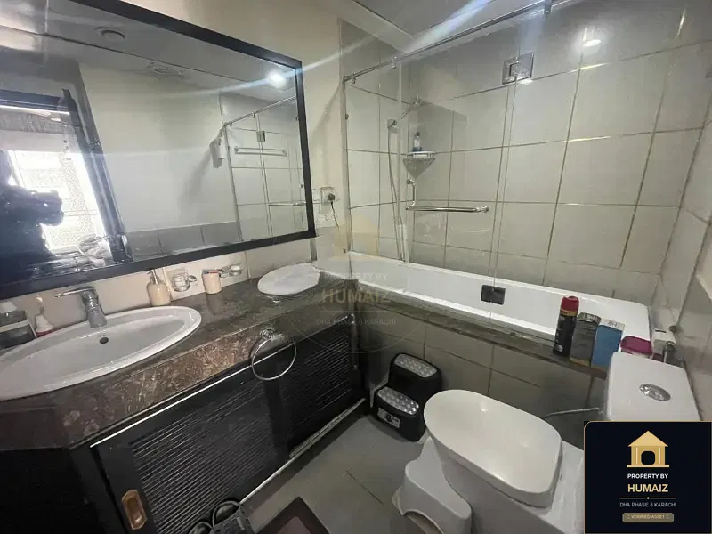 2-Bedroom Luxury Apartment (Sea Facing, 2 Bath, Suite 19) at Coral Towers For Sale in DHA Phase 8 Karachi — Photograph 9