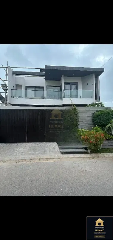 500 Sq. Yd. 5-Bedroom Luxury Villa (Private Pool, 6 Bath, Residence 58) in DHA Phase 8 For Sale in DHA Phase 8 Karachi — Photograph 4