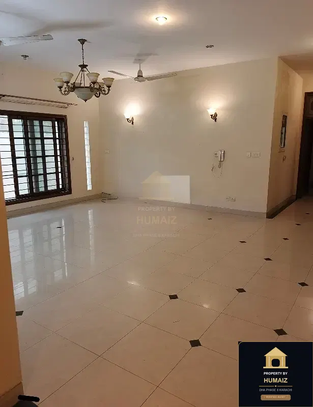 3-Bedroom Upper/Lower Portion (4 Bath, Unit 8) in DHA Phase 8 For Rent in DHA Phase 8 Karachi — Photograph 2