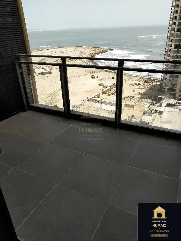 3-Bedroom Luxury Apartment (Sea Facing, 4 Bath, Suite 1) at Emaar Oceanfront For Rent in DHA Phase 8 Karachi — Photograph 12