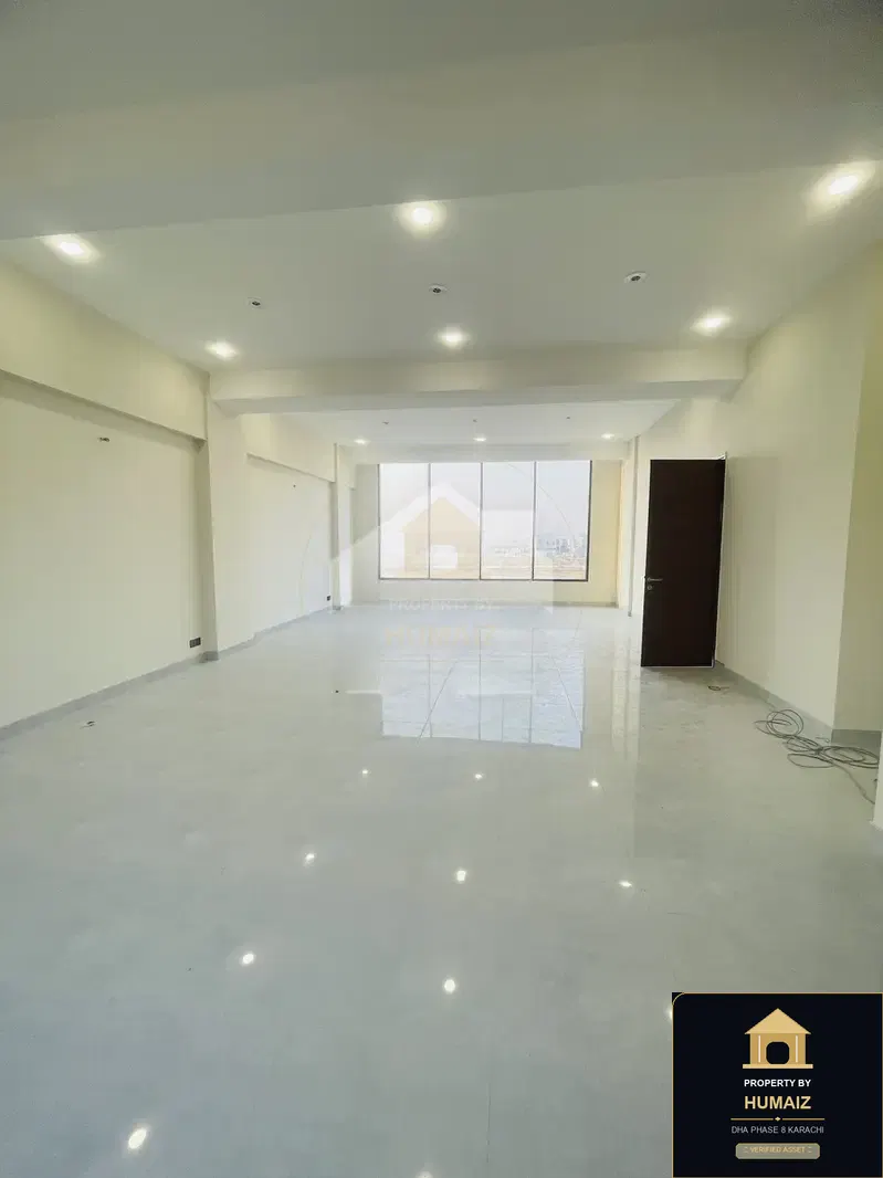 222 Sq. Yd. Corporate Office Space in Khayaban-e-Sahil For Rent in DHA Phase 8 Karachi — Photograph 4